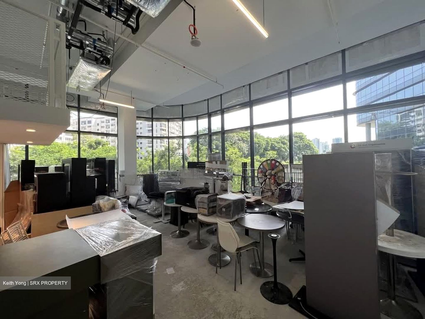 Woods Square (D25), Office #562948501